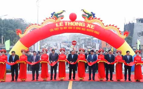 Phó Thủ tướng Thường trực dự khánh thành cầu vượt Ô Đông Mác (Hà Nội) - ảnh 1